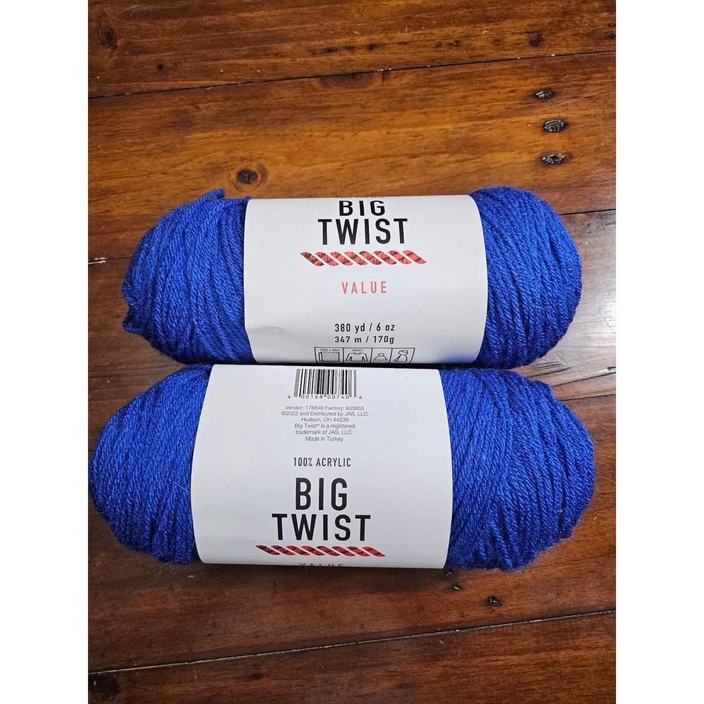Big Twist Value‎ Yarn Varsity Blue 100 Percent Acrylic 380 Yards 6 Ounces